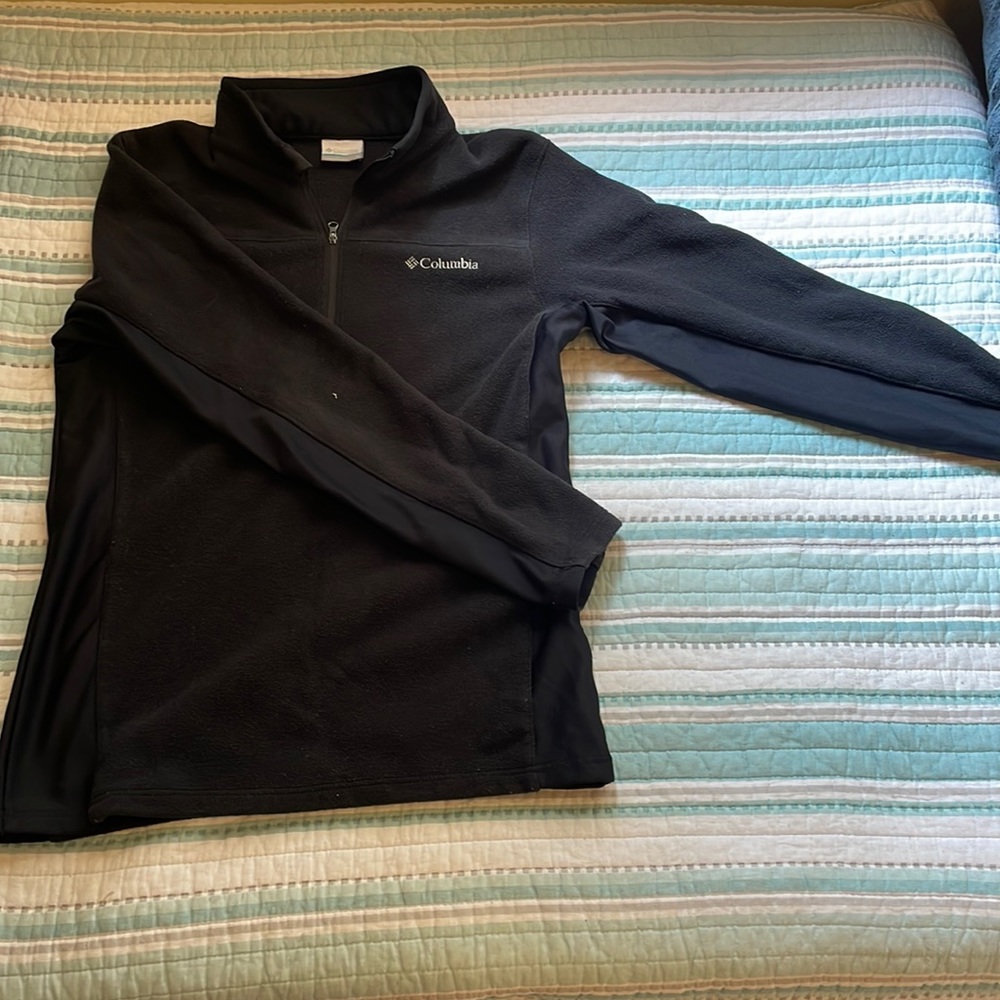 Columbia Sweater , Crewneck
